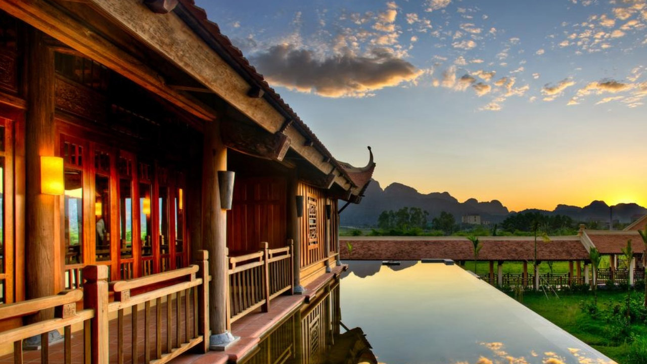 Emeralda resort Ninh Bình được xây dựng dựa trên kiến trúc nhà truyền thống Bắc Bộ