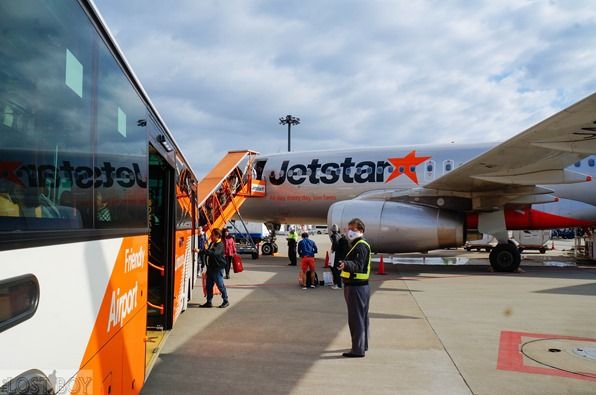 Đặt xe đưa đón của Jetstar Pacific
