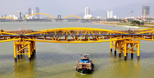 các cây cầu nổi tiếng của đà nẵng 