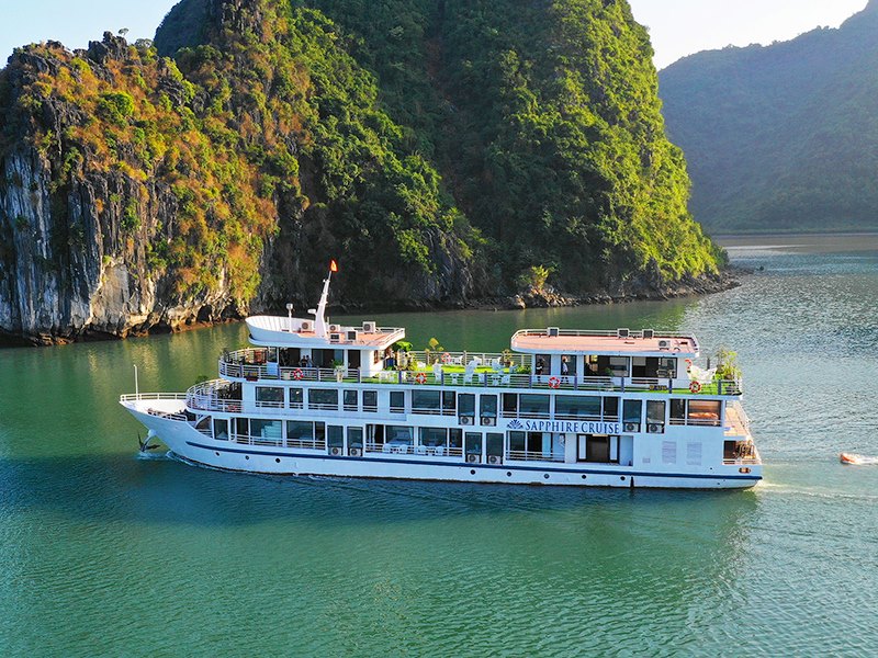 Sapphire Cruises – Tour Du Thuyen Ha Long
